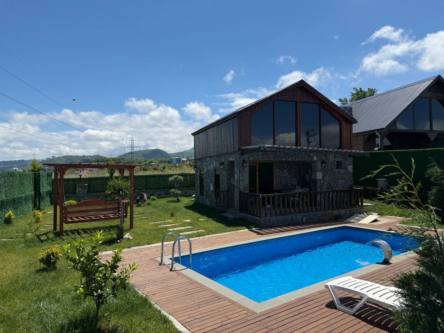 Trabzon havuzlu bungalov